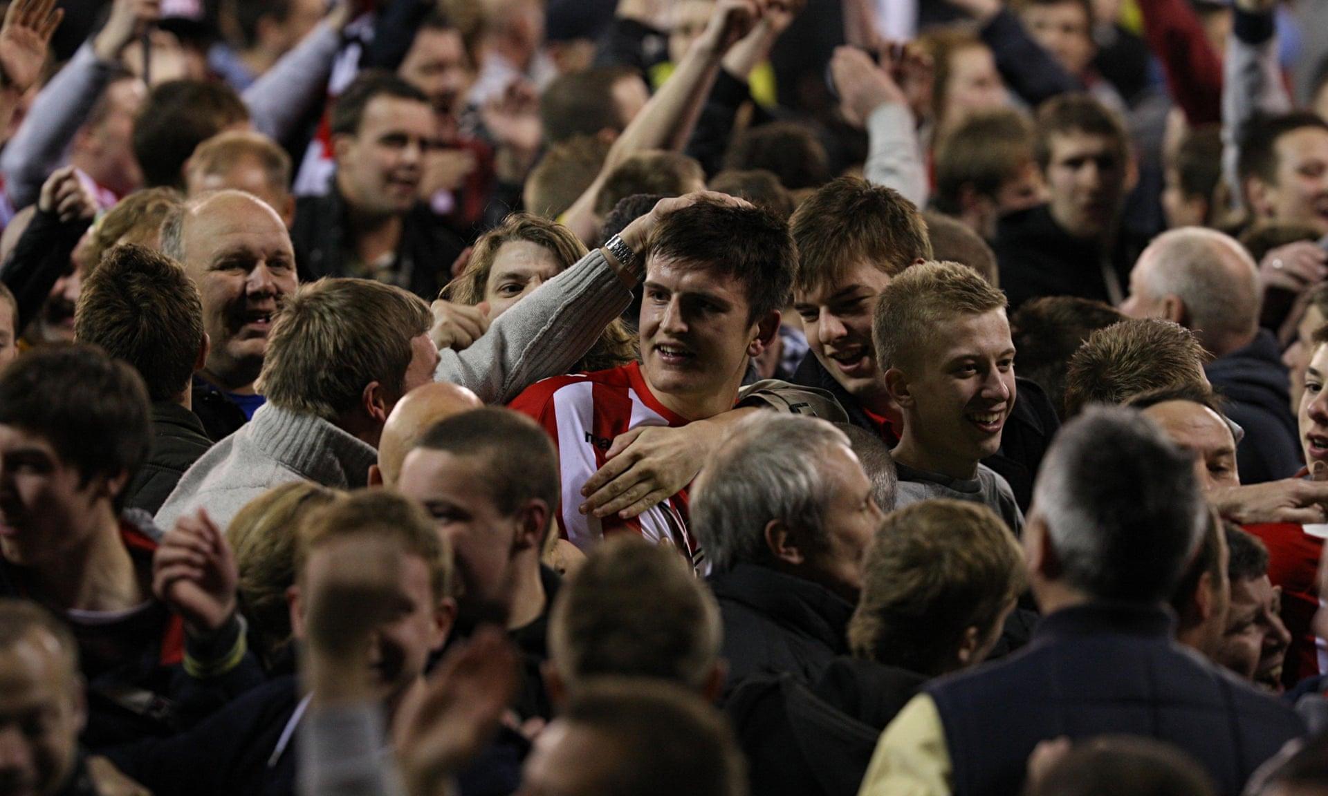 对手球迷攻 对手球迷攻