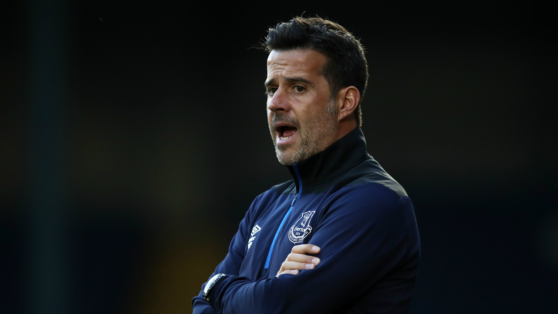 家庭背景对 家庭背景对